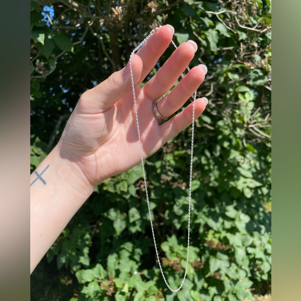 Elegant Sterling Silver Necklace - 18 inches
